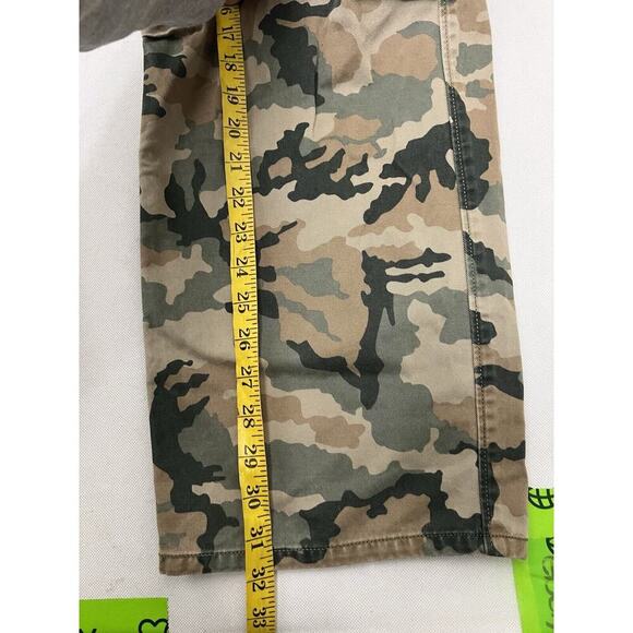 LEVIS Cargo Baggy Pants 40x32 Beige Green Camo Hunting - Picture 9 of 10